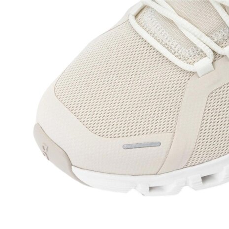 ON Cloud 6 Pearl White Wandelschoenen Dames
