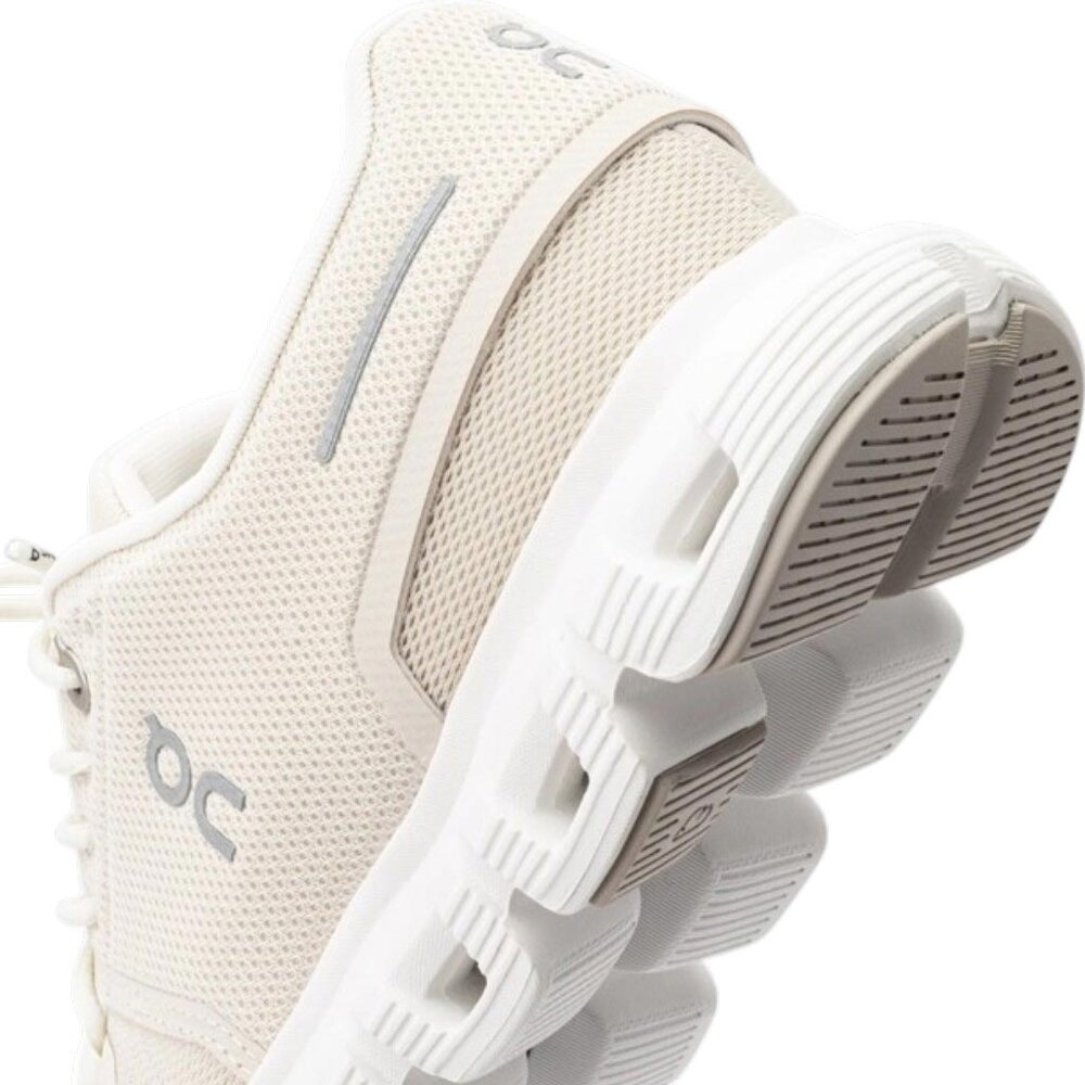 ON Cloud 6 Pearl White Wandelschoenen Dames