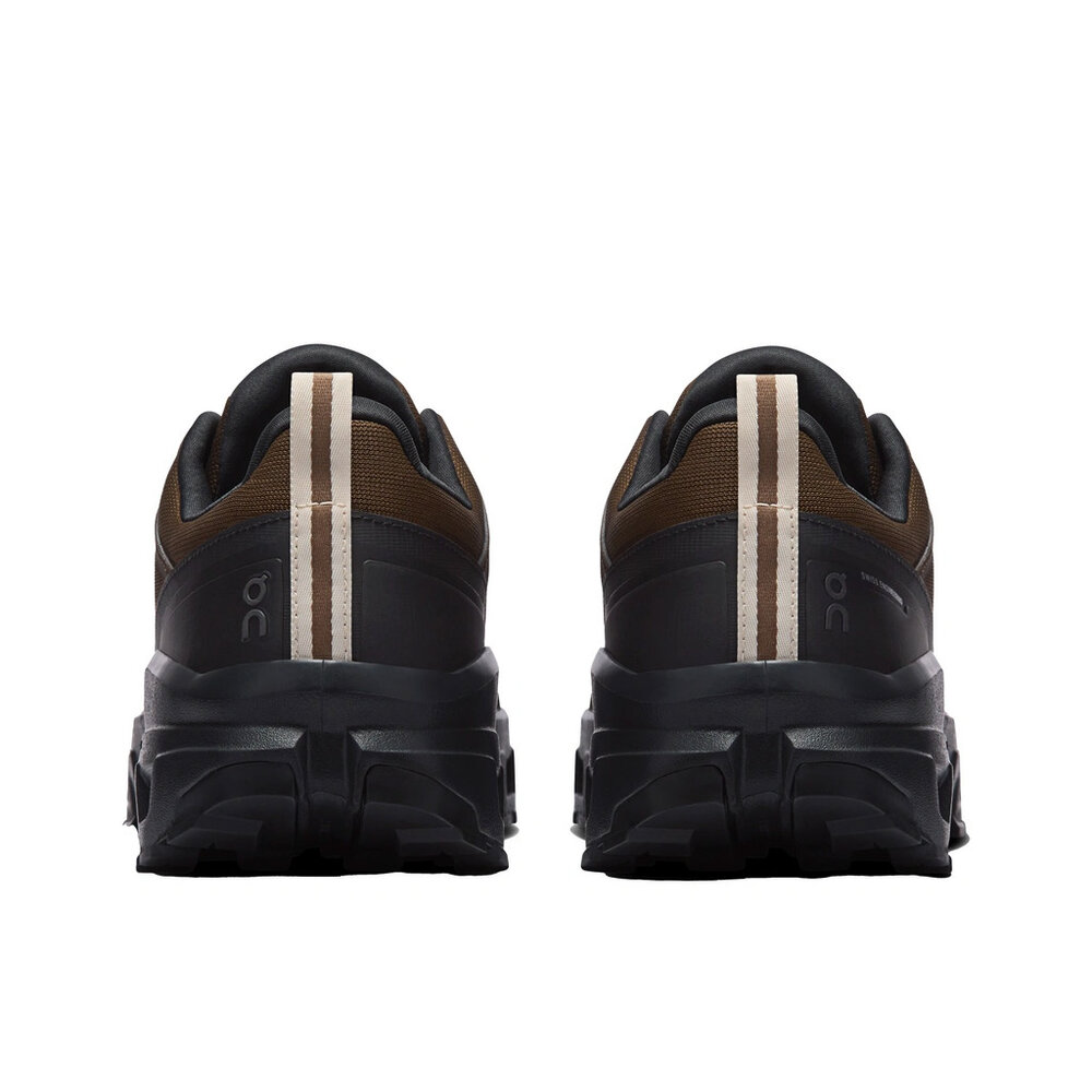 ON Cloudrock Low WP Earth Black Wandelschoenen Heren