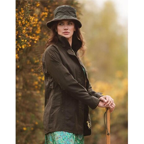 Walker and Hawkes Victoria Olive Waxjas Dames