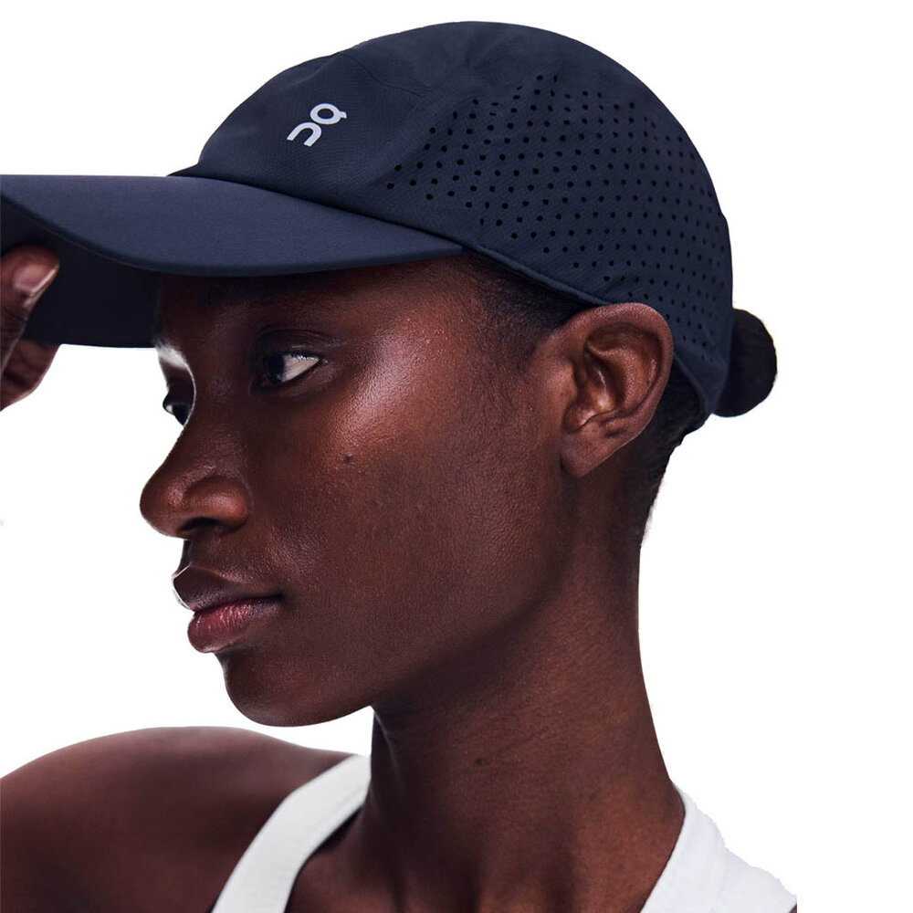 On Running Lightweight Navy Cap On Running Lightweight Navy Cap