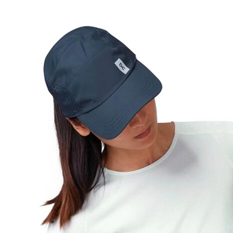 On Running Lightweight Navy Cap On Running Lightweight Navy Cap