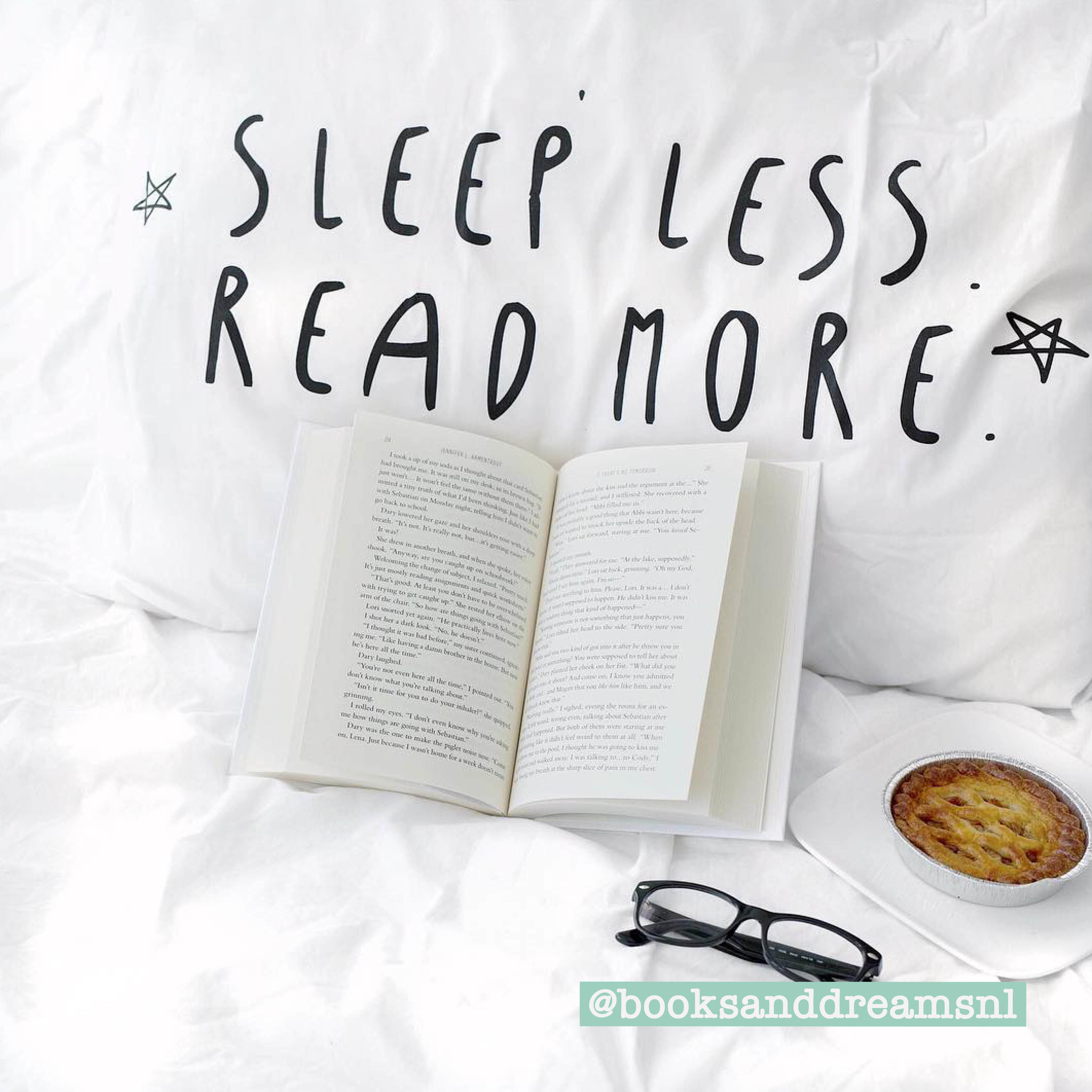 Blossom Books Bed Pillow: Sleep less, read more!