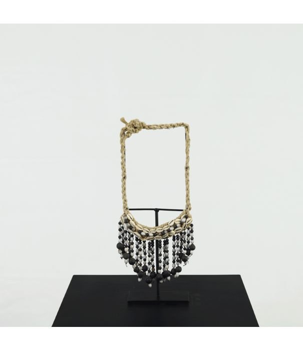 Halsketting op statief B14 H32