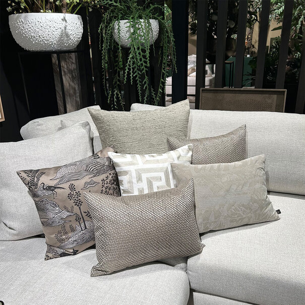 Cushion Spot Taupe L45 B45