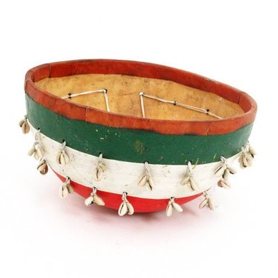 Bouba Percussion Kalebas met kauri-schelpjes Ø 30 - 35 cm