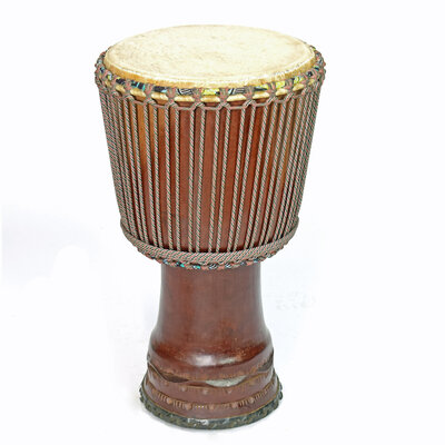 Bouba Percussion Djembé Guinee Ø 32 cm, koeienvel, polyester touw, Bouba