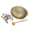 Gong uit Engeland, met wand-ophang-systeem, oud