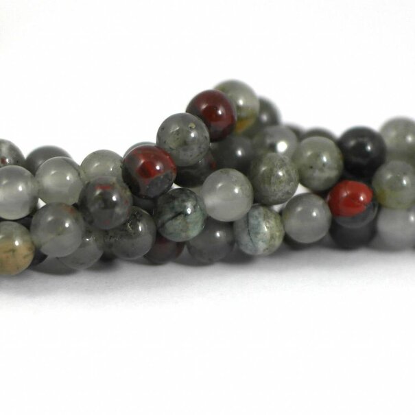 Bloedsteen Kralen – Rond (8 mm) – Streng