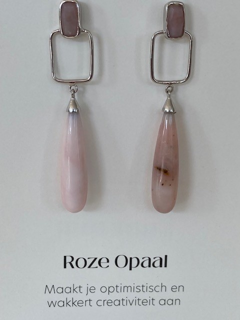 Détail Detail earing Mitali-  roze opaal