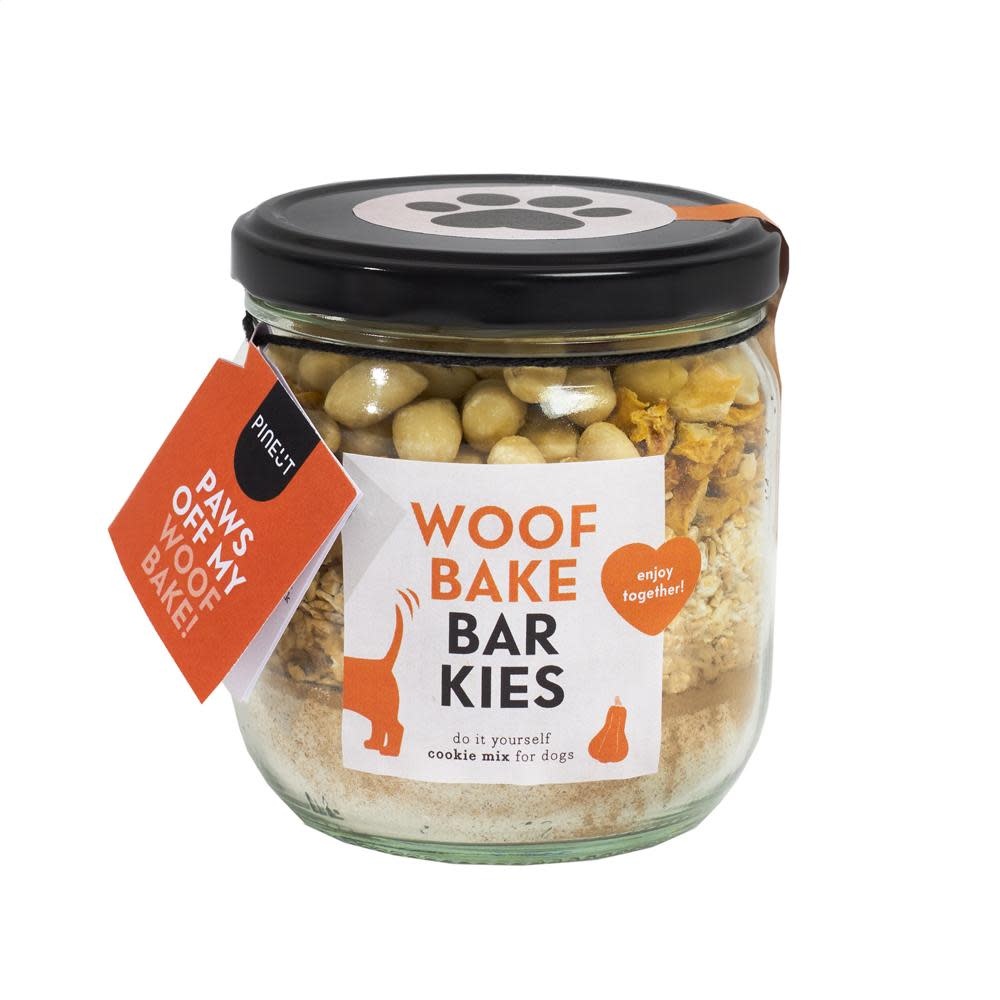 Pineut Woof bake barkies