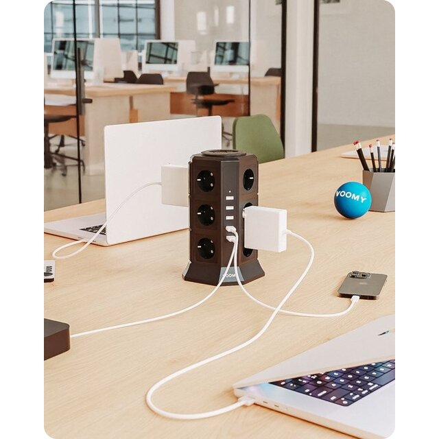 Voomy Toren 20W USB-C Stekkerdoos - 12 Stopcontacten - 5 USB Poorten - 2 USB-C Poorten Snellader - 2M Verlengsnoer - 4000W - Met Schakelaar - Zwart