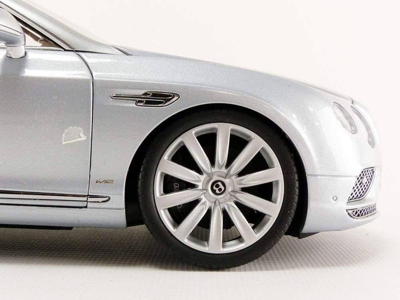 Bentley Bentley Continental GT Convertible RHD 2016 - 1:18 - Paragon Models