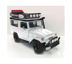 Toyota Toyota FJ40 Hard Top Off Road Version + Roof Rack 1974 - 1:24 - Motor Max Toyota Toyota FJ40 Hard Top Off Road Version + Roof Rack 1974 - 1:24 - Motor Max