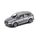 Audi Audi Q7 - 1:43 - Spark Audi Audi Q7 - 1:43 - Spark