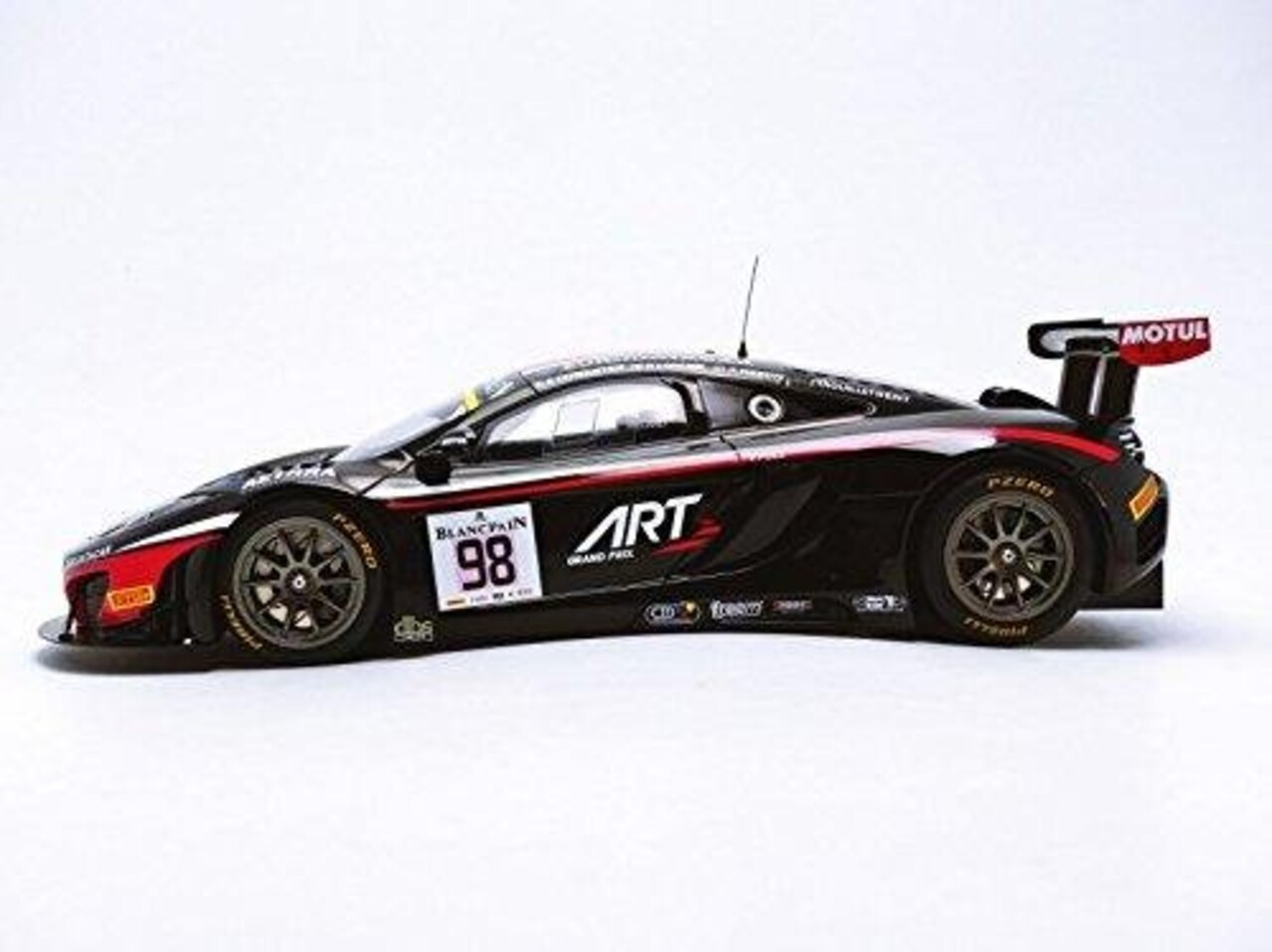 McLaren McLaren 12C-GT3 #98 Total 24 H Spa Art GP 2014 - 1:18 - TrueScale Miniatures McLaren McLaren 12C-GT3 #98 Total 24 H Spa Art GP 2014 - 1:18 - TrueScale Miniatures