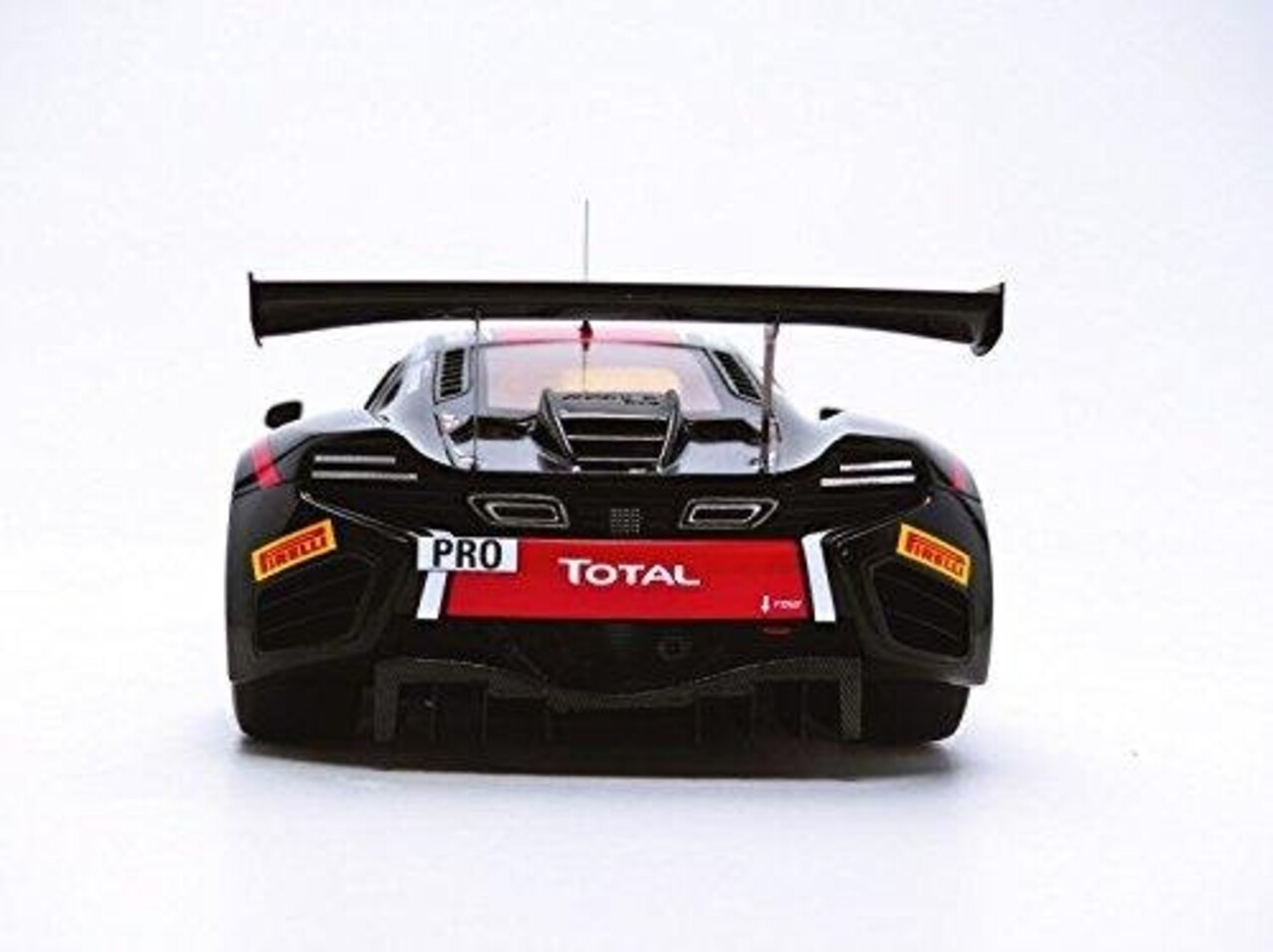 McLaren McLaren 12C-GT3 #98 Total 24 H Spa Art GP 2014 - 1:18 - TrueScale Miniatures McLaren McLaren 12C-GT3 #98 Total 24 H Spa Art GP 2014 - 1:18 - TrueScale Miniatures