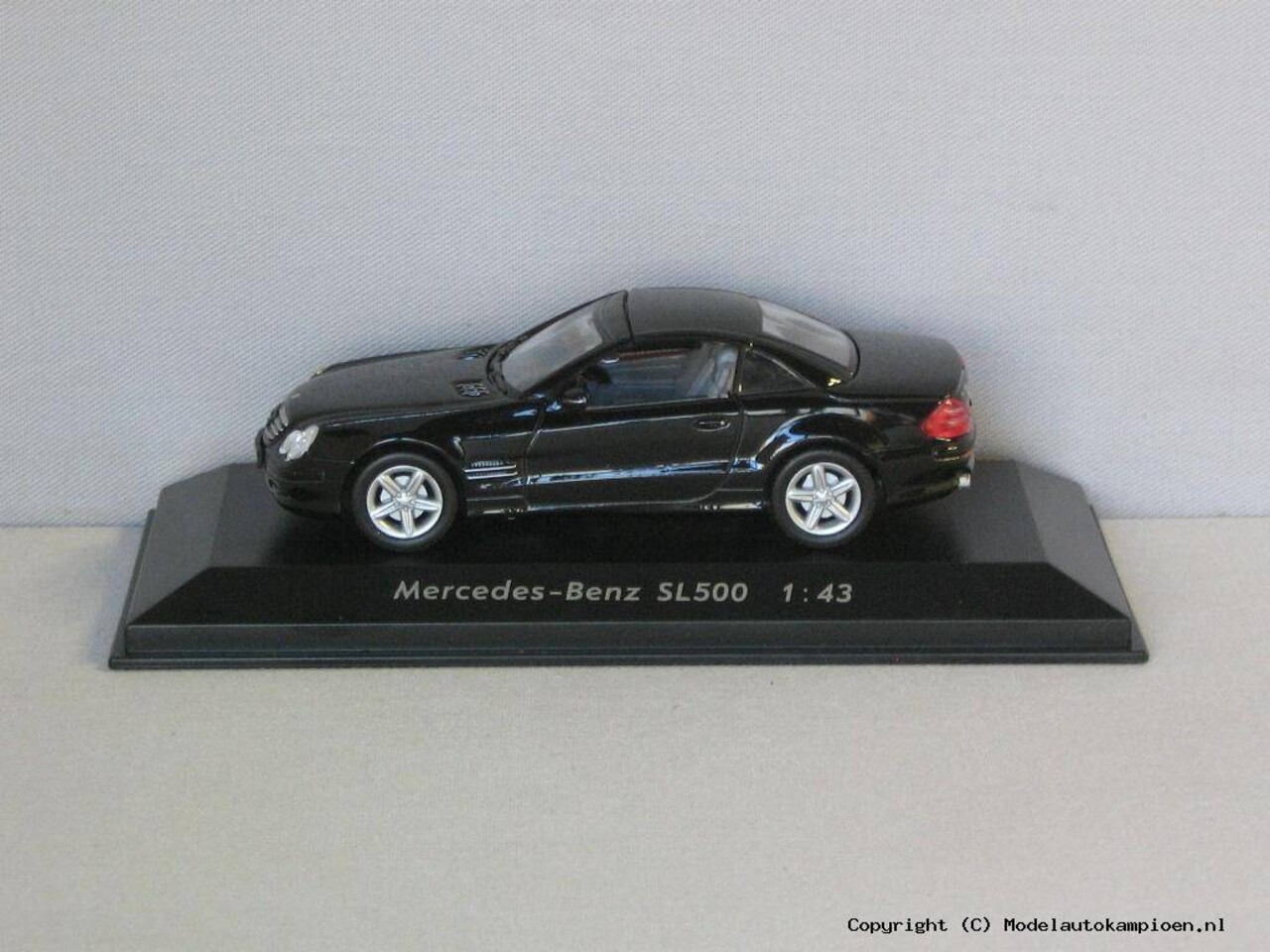 Mercedes-Benz Mercedes-Benz SL500 (Hard Top) - 1:43 - Potato Car