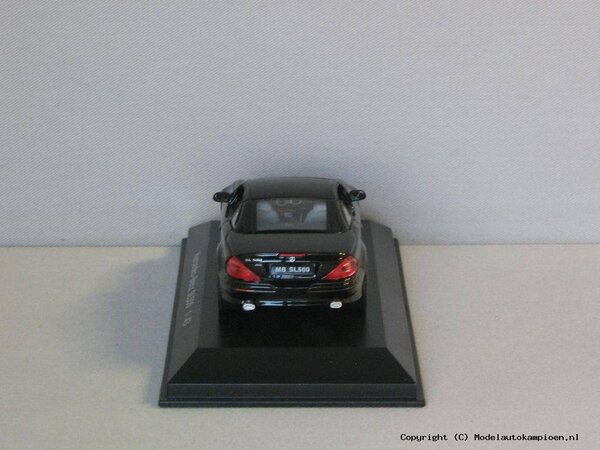 Mercedes-Benz Mercedes-Benz SL500 (Hard Top) - 1:43 - Potato Car