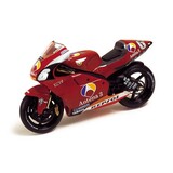 Yamaha Yamaha YZR 500 N. Abe 2002 - 1:24 - IXO Models Yamaha Yamaha YZR 500 N. Abe 2002 - 1:24 - IXO Models