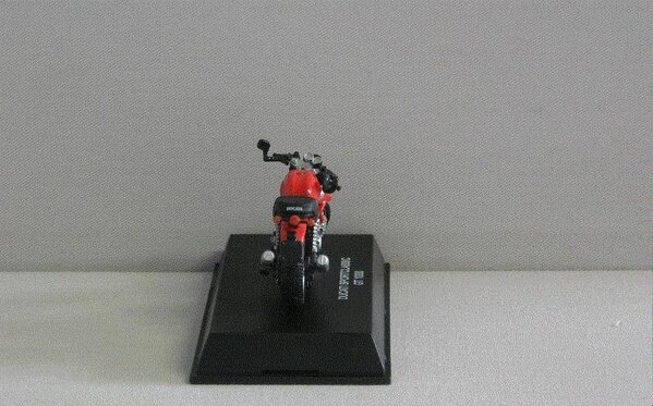 Ducati Ducati Sportclassic GT 1000 - 1:32 - NewRay Ducati Ducati Sportclassic GT 1000 - 1:32 - NewRay