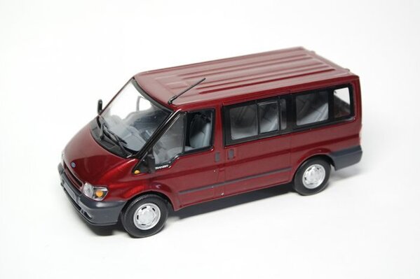 Ford Ford Transit Tourneo - 1:43 - Minichamps