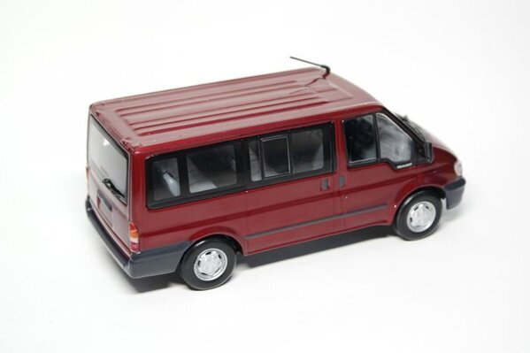 Ford Ford Transit Tourneo - 1:43 - Minichamps
