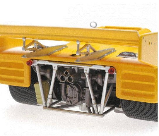 Porsche Porsche 917/10 #2 Farewell In The Snow Nürburgring 1973 - 1:18 - Minichamps Porsche Porsche 917/10 #2 Farewell In The Snow Nürburgring 1973 - 1:18 - Minichamps