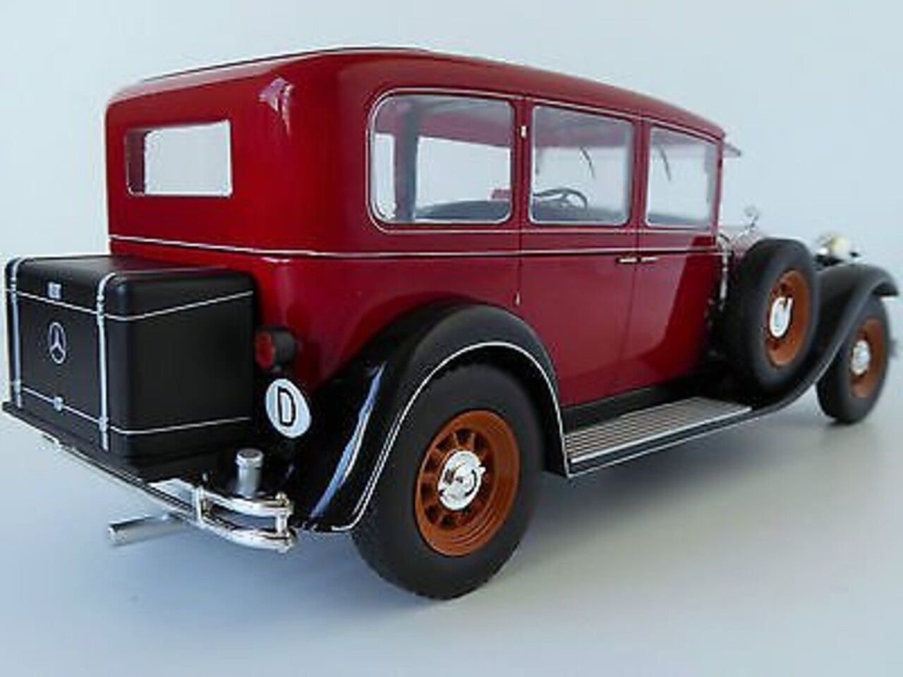 Mercedes-Benz Mercedes-Benz Nürburg 460/460 K - 1:18 - Modelcar Group Mercedes-Benz Mercedes-Benz Nürburg 460/460 K - 1:18 - Modelcar Group