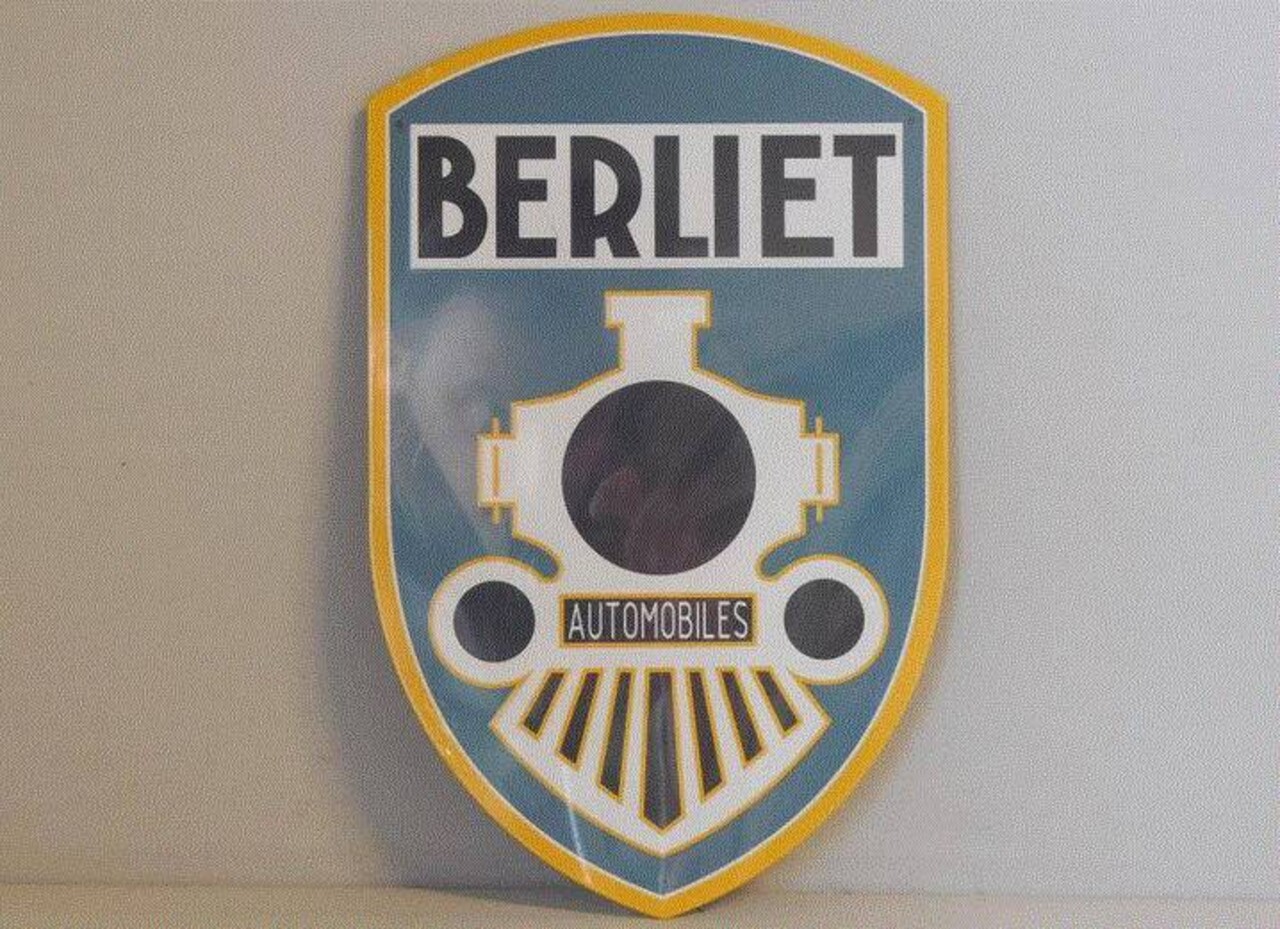 Blikken bord Blikken Bord Berliet Automobiles (18 cm x 28 cm) Blikken bord Blikken Bord Berliet Automobiles (18 cm x 28 cm)