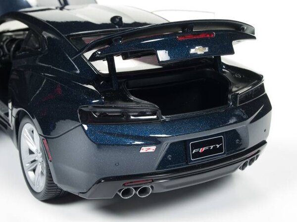 Chevrolet Chevrolet Camaro SS 50th Anniversary 1967 / 2017  - 1:18 - Auto World