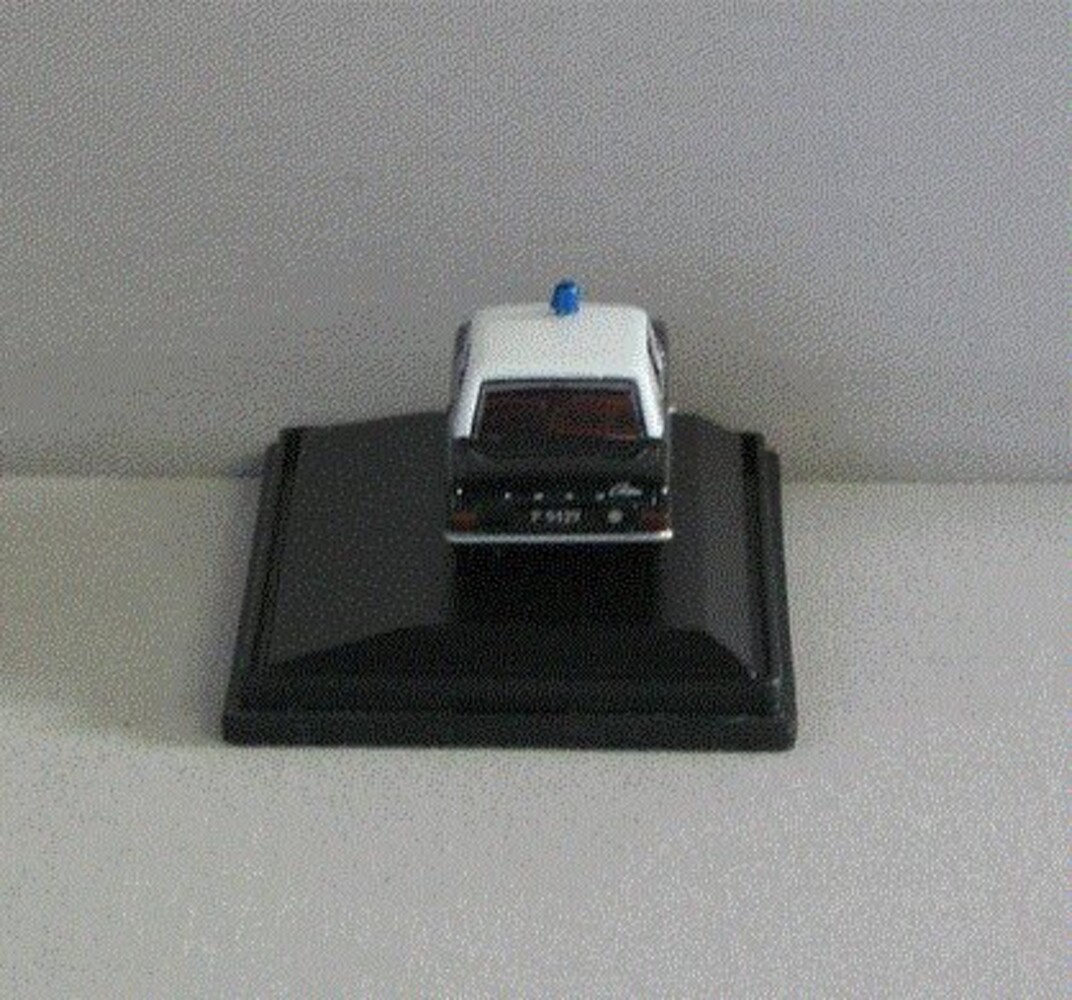 Ford Ford Cortina MkII Bermuda Police - 1:76 - Oxford
