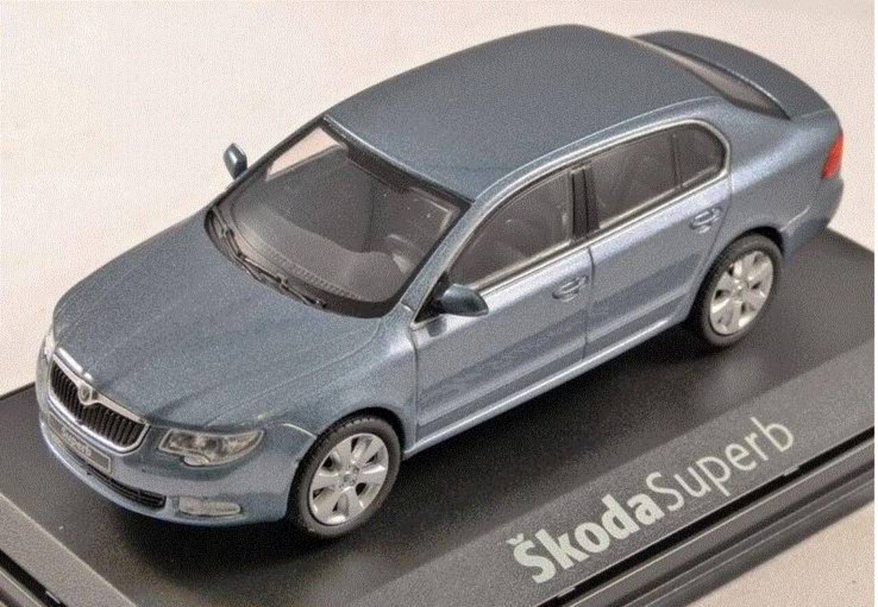 Skoda Skoda Superb - 1:43 - Abrex Skoda Skoda Superb - 1:43 - Abrex