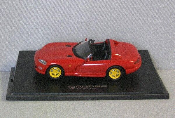 Dodge Dodge Viper RT/10 - 1:43 - Universal Hobbies