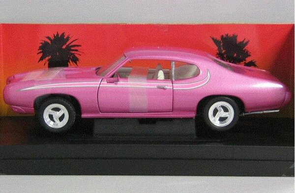 Pontiac Pontiac GTO 1969 - 1:18 - American Muscle Pontiac Pontiac GTO 1969 - 1:18 - American Muscle