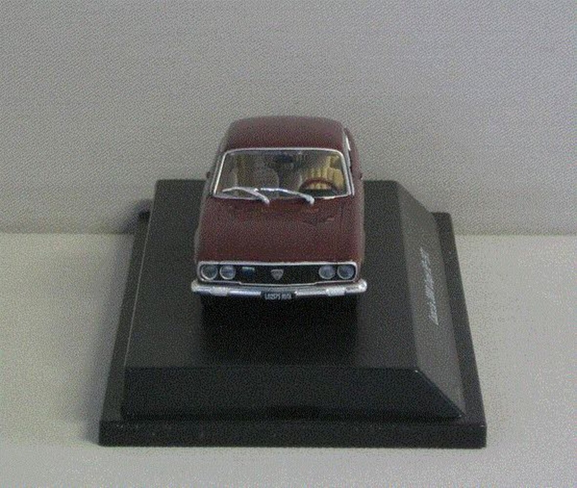 Lancia Lancia 2000 Coupé HF 1971- 1:43 - Starline Models Lancia Lancia 2000 Coupé HF 1971- 1:43 - Starline Models
