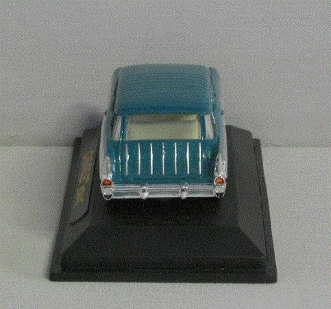 Chevrolet Chevrolet Nomad - 1:43 - Road Signature Chevrolet Chevrolet Nomad - 1:43 - Road Signature