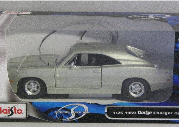 Dodge Dodge Charger R/T 1969 - 1:25 - Maisto