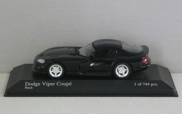 Dodge Dodge Viper Coupé 1993 - 1:43 - Minichamps