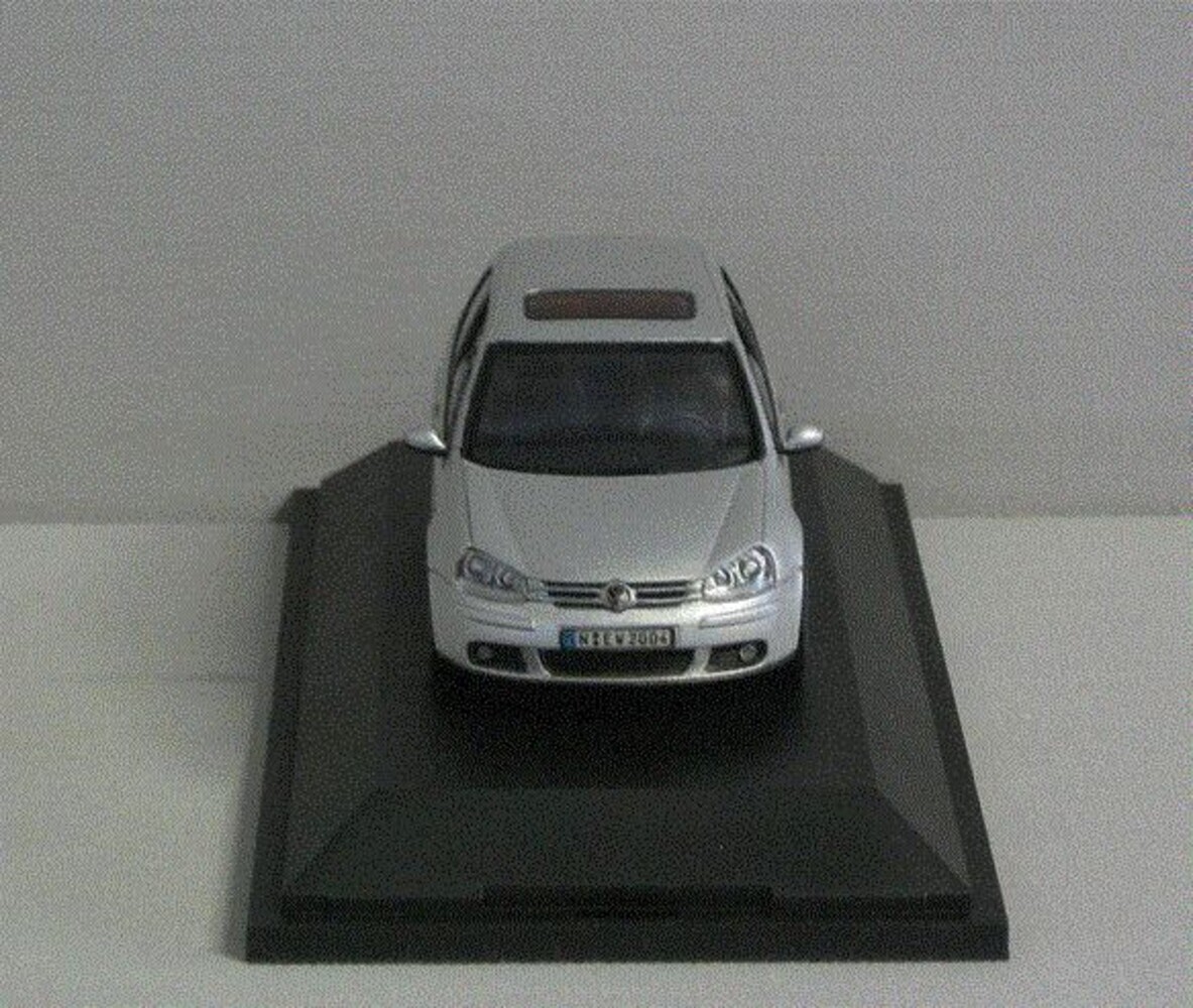 Volkswagen Volkswagen Golf - 1:43 - Schuco