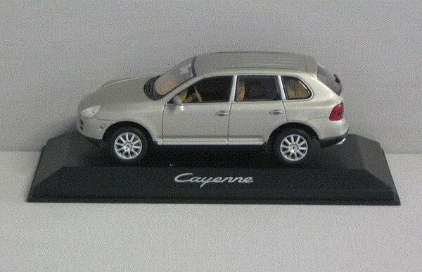 Porsche Porsche Cayenne  - 1:43 - Minichamps