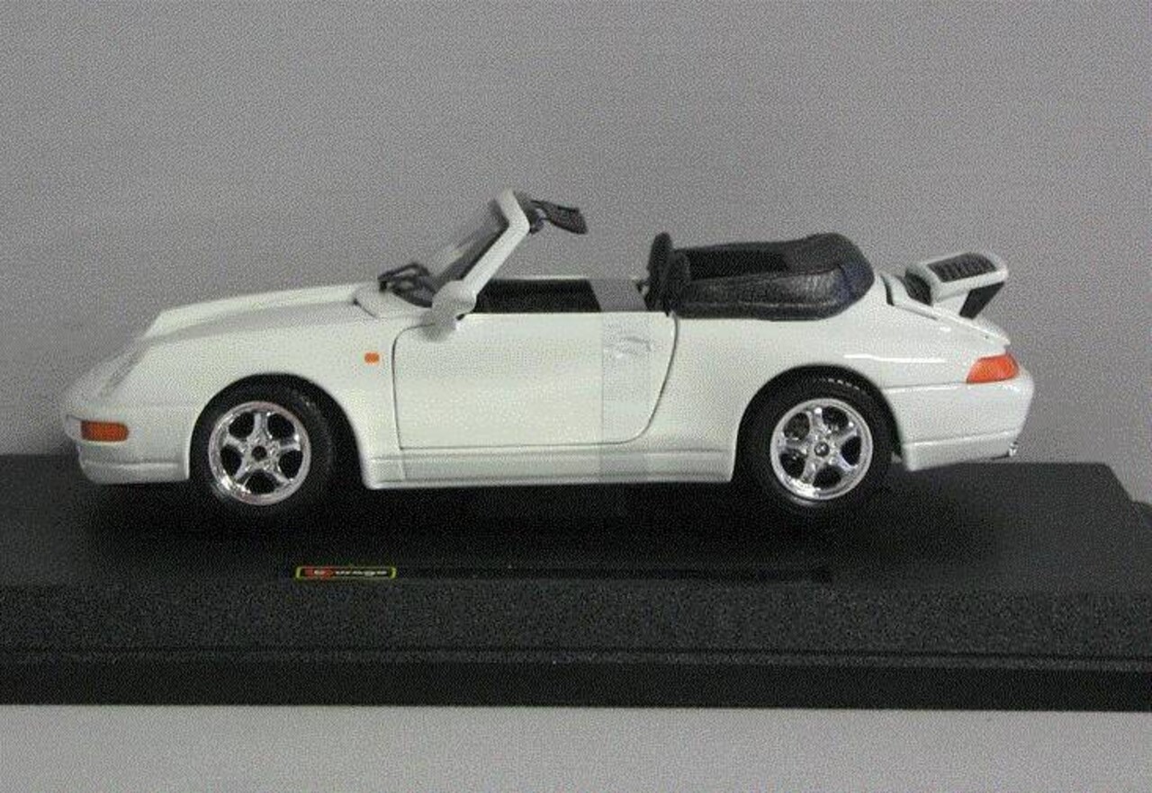 Porsche Porsche 911 Carrera Cabriolet - 1:24 - Bburago Porsche Porsche 911 Carrera Cabriolet - 1:24 - Bburago