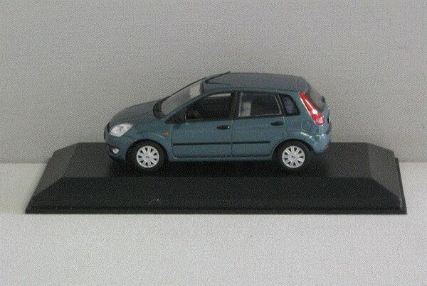 Ford Ford Fiesta 5-drs - 1:43 - Minichamps