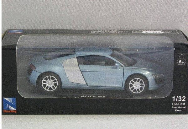 Audi Audi R8 - 1:32 - NewRay Audi Audi R8 - 1:32 - NewRay