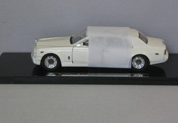 Rolls-Royce Rolls Royce Phantom LWB - 1:43 - ATC A Top  Collector Rolls-Royce Rolls Royce Phantom LWB - 1:43 - ATC A Top  Collector