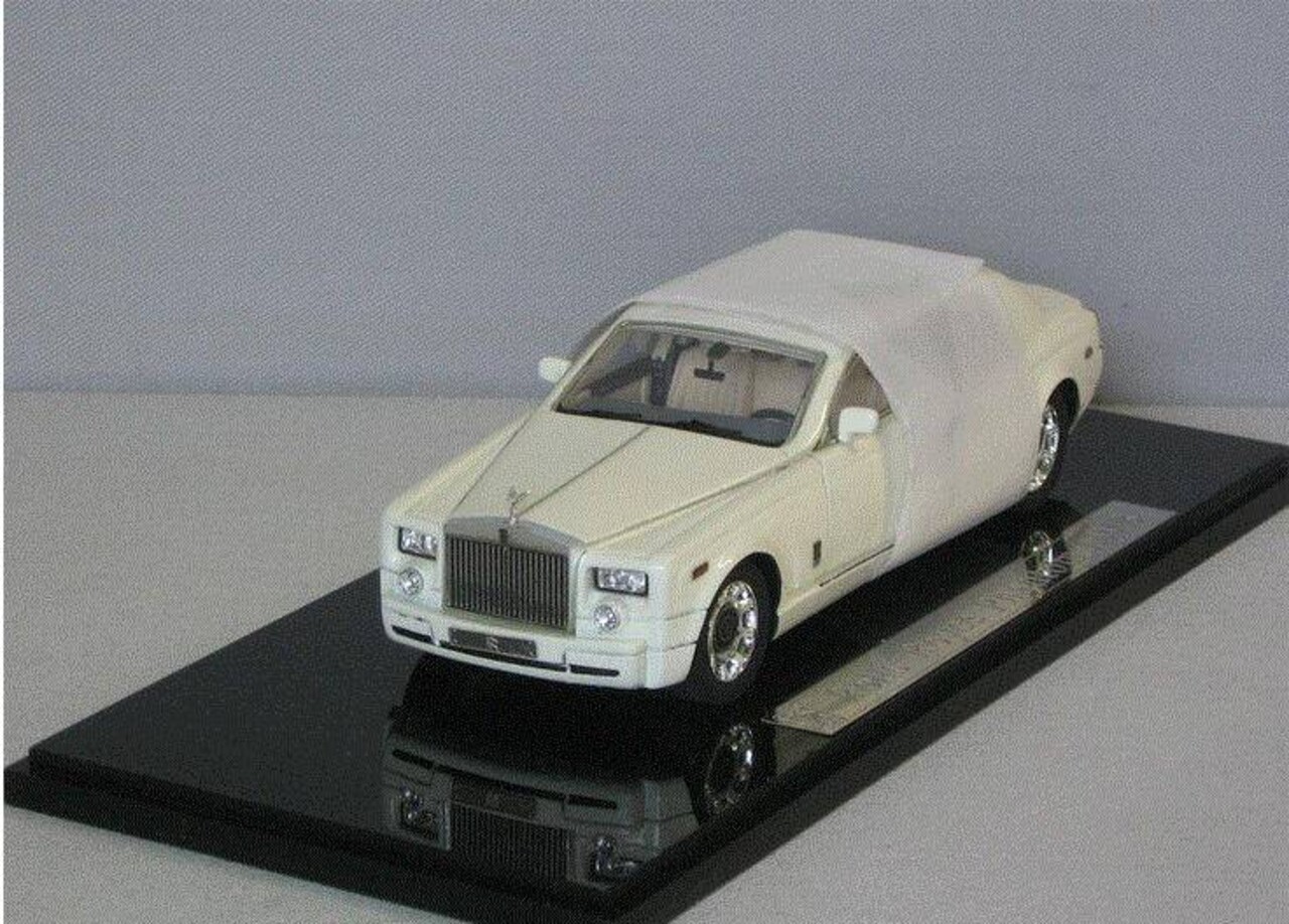 Rolls-Royce Rolls Royce Phantom LWB - 1:43 - ATC A Top  Collector Rolls-Royce Rolls Royce Phantom LWB - 1:43 - ATC A Top  Collector