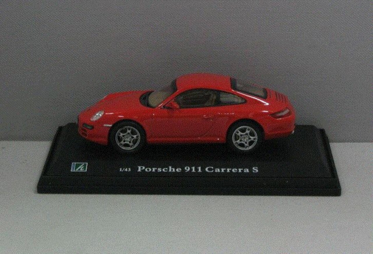 Porsche Porsche 911 Carrera S - 1:43 - Cararama