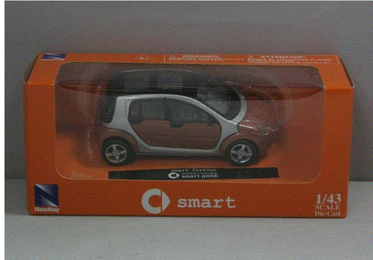 Smart Smart Forfour - 1:43 - NewRay Smart Smart Forfour - 1:43 - NewRay