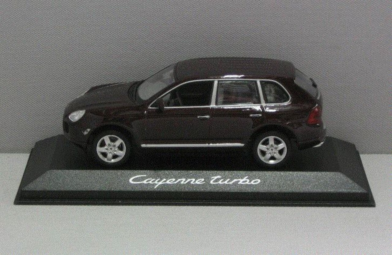 Porsche Porsche Cayenne Turbo - 1:43 - Minichamps