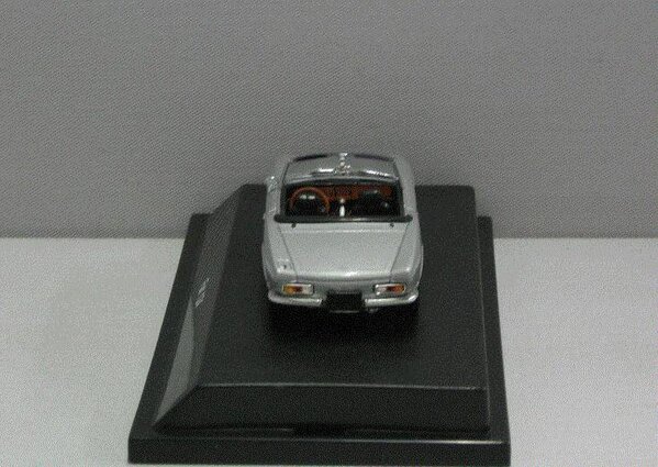 Fiat Fiat 124 Spider - 1:43 - Starline Models